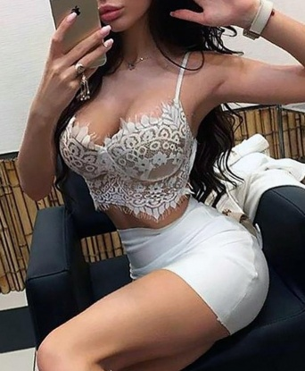 Я опытная и знаю, как сделать твое время со мной незабываемым. 💋 Я живу в Москве, поэтому тебе не придется далеко ехать, чтобы насладиться моей компанией. 😉
Мои услуги включают горячий эротический массаж, страстные оральные ласки и просто неповторимый секс. 🔥 Я умею создавать атмосферу, в которой ты забудешь о всех проблемах и окунешься в мир наслаждения.
Имеющиеся отзывы о моих услугах говорят сами за себя. Я стараюсь угодить каждому клиенту и оставить его счастливым. 🌟 Все мои фотографии 100% реальны, и ты можешь увидеть, какая я на самом деле.
Не упусти возможность прикоснуться к нежности и страсти в Москве. Жду твоего звонка, чтобы наша встреча стала незабываемой. 💕 Анжелика